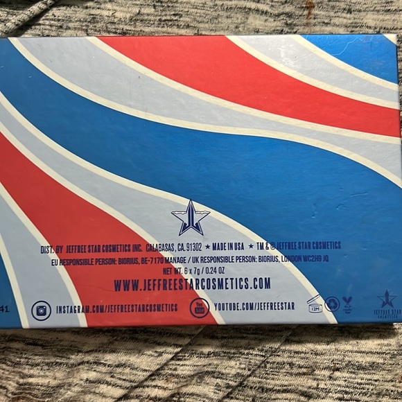 Jeffree Star Brain Freeze Palette - Picture 2 of 3